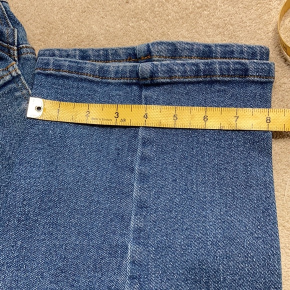 Jeans - Picture 2 of 5